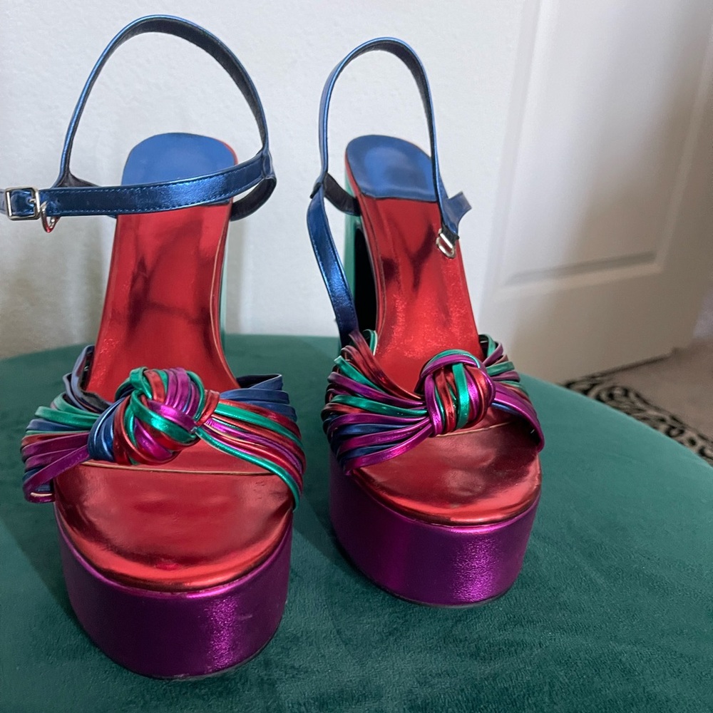 heeled sandals